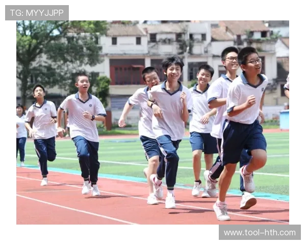 体育法修订强调青少年健康,学校体育课时获保障 体育法修订强调青少年健康,学校体育课时获保障