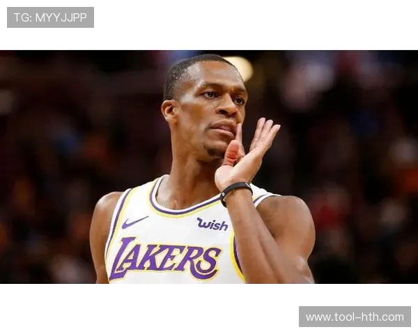 世界击剑锦标赛左撇子选手夺冠，战术克制成制胜关键